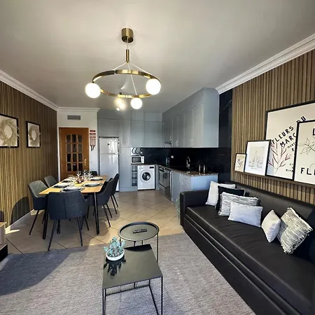 Apartament Beachside 300m From The Sea In